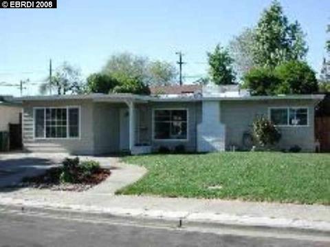 2065 Brook St, Concord, CA 94520 photo 1