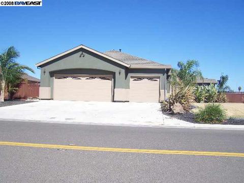 7963 Zilli Dr, Tracy, CA 95304 photo 1