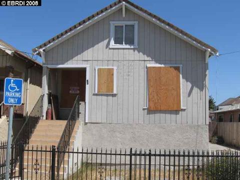 519 Chanslor Ave, Richmond, CA 94801 photo 1