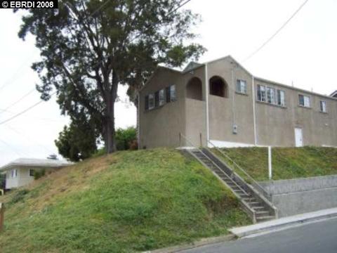 402 Rodeo Ave, Rodeo, CA 94572 photo 1