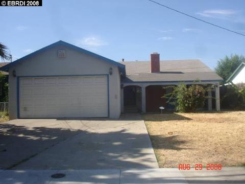 243 Crowley Ave, Pittsburg, CA 94565 photo 1