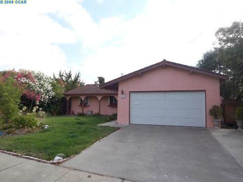 2049 Mono Dr, Martinez, CA 94553 photo 1
