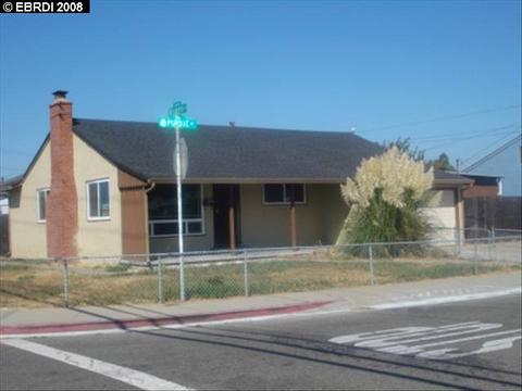 1697 Purdue St, San Leandro, CA 94579 photo 1