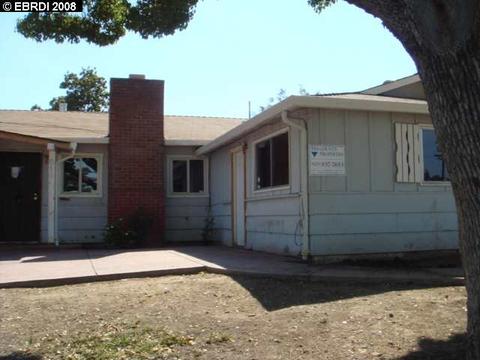 616 School St, Pittsburg, CA 94565 photo 1