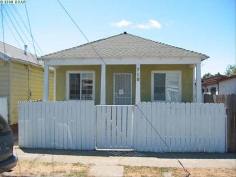 716 Maple Ave, Richmond, CA 94801 photo 1