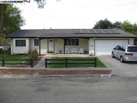 7875 Crestmont Ave, Newark, CA 94560 photo 1