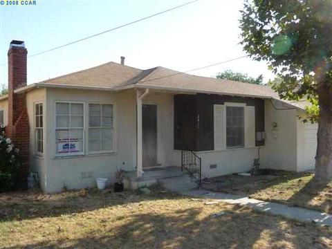 2411 Pepper Dr, Concord, CA 94520 photo 1