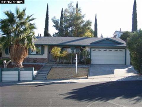 8 Bryce Ave, Pittsburg, CA 94565 photo 1