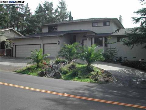 4465 Ewing Rd, Castro Valley, CA 94546 photo 1