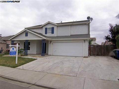 1232 Shearwater Dr, Patterson, CA 95363 photo 1