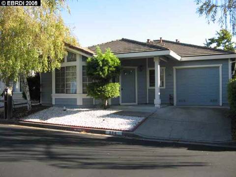 334 Oneil Cir, Hercules, CA 94547 photo 1