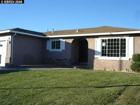 1369 Jensen Dr, Pittsburg, CA 94565 photo 1
