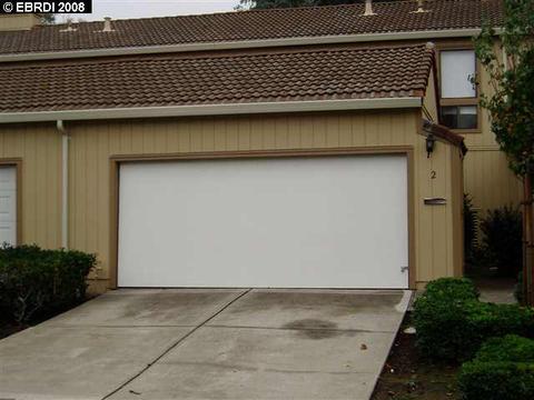 2 Moraine Ct, Hercules, CA 94547 photo 1