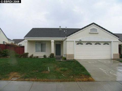 214 Chabot Ct, Pittsburg, CA 94565 photo 1
