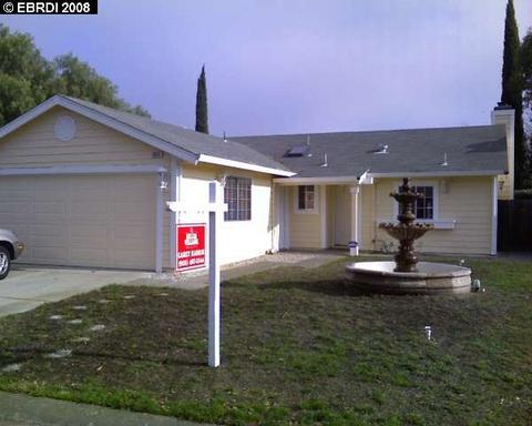 2015 Seward Dr, Pittsburg, CA 94565 photo 1