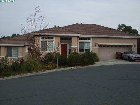 2070 Marazzani Dr, Martinez, CA 94553 photo 1