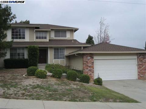 2304 Lafayette Dr, Antioch, CA 94509 photo 1