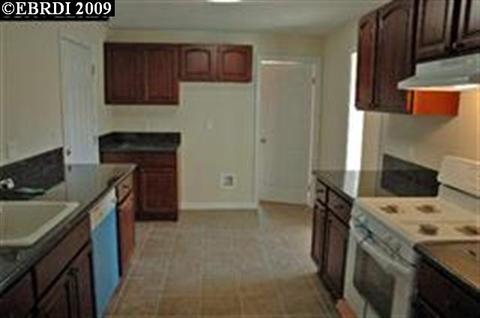 32 N Broadway Ave, Bay Point, CA 94565 photo 1