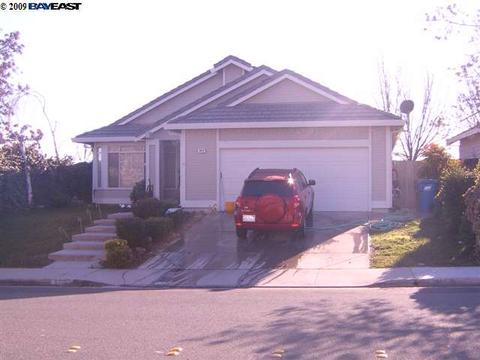 4952 Cache Peak Dr, Antioch, CA 94531 photo 1