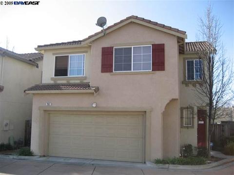 253 Accolade Dr, San Leandro, CA 94577 photo 1