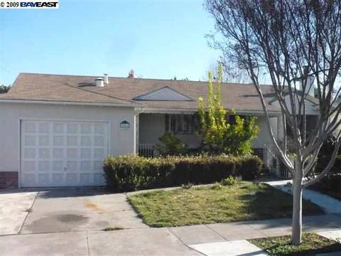 2062 Trombas Ave, San Leandro, CA 94577 photo 1