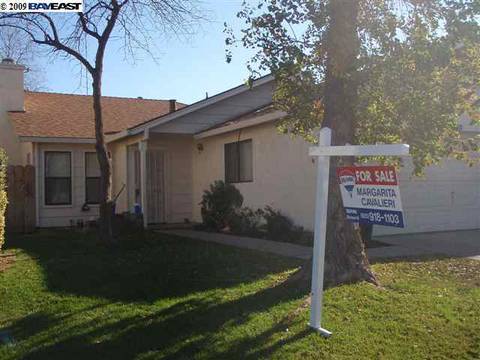1660 Willow Ln, Turlock, CA 95380 photo 1
