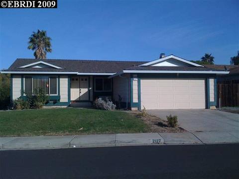 2127 Shadow Ct, Pittsburg, CA 94565 photo 1