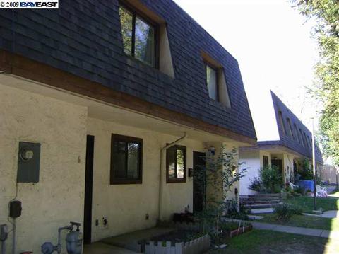 199 Harris Rd #6, Hayward, CA 94544 photo 1