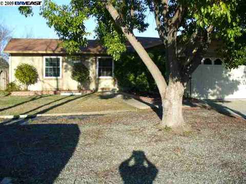 109 Aster Ct, Hercules, CA 94547 photo 1