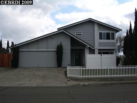 970 Coral Dr, Rodeo, CA 94572 photo 1