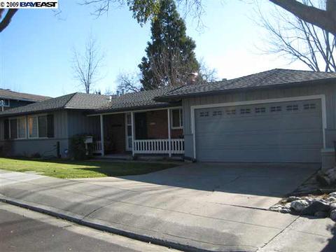 573 E Angela St, Pleasanton, CA 94566 photo 1