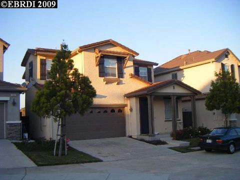 557 Black Walnut Pl, Hercules, CA 94547 photo 1