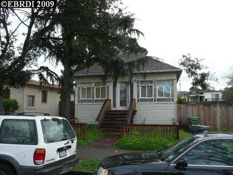2749 Acton St, Berkeley, CA 94702 photo 1