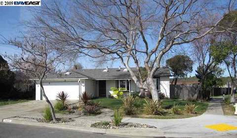 7457 Braidburn Ave, Newark, CA 94560 photo 1