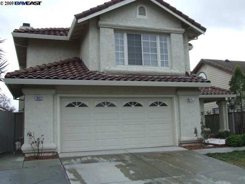 1932 Woodcrest Ct, Tracy, CA 95376 photo 1