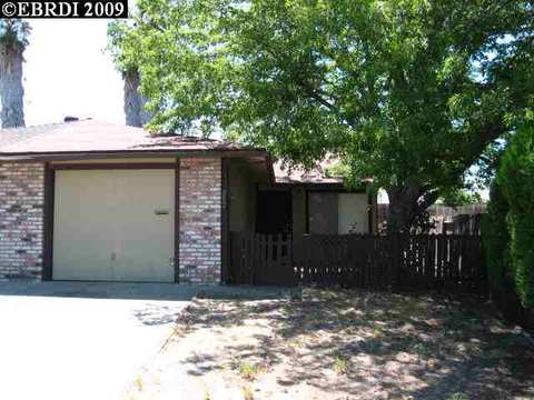 292 E Trident Dr, Pittsburg, CA 94565 photo 1