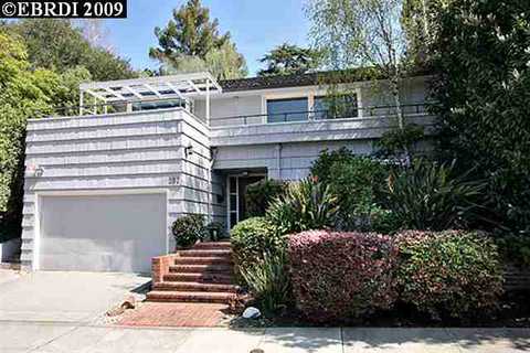 257 Hillcrest Rd, Berkeley, CA 94705 photo 1