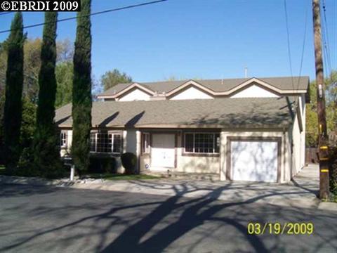 1931 Pear Dr, Concord, CA 94518 photo 1