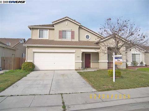 1677 Blush St, Manteca, CA 95336 photo 1