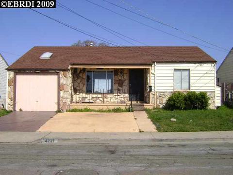 4237 Florida Ave, Richmond, CA 94804 photo 1