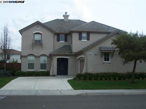5696 Forbes Dr, Newark, CA 94560 photo 1