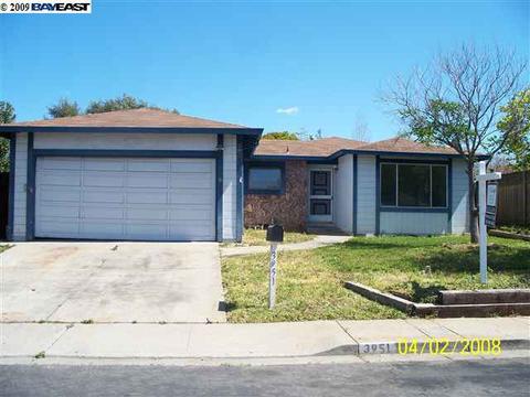 3951 Saint Moritz Dr, Pittsburg, CA 94565 photo 1