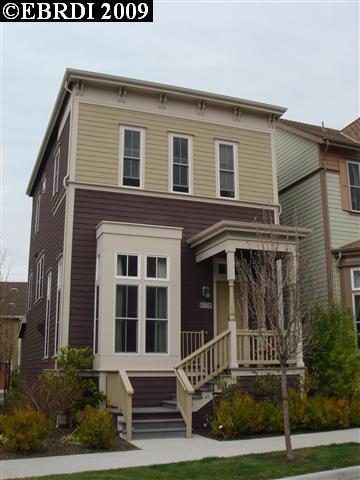 2045 Lewis St, Hercules, CA 94547 photo 1