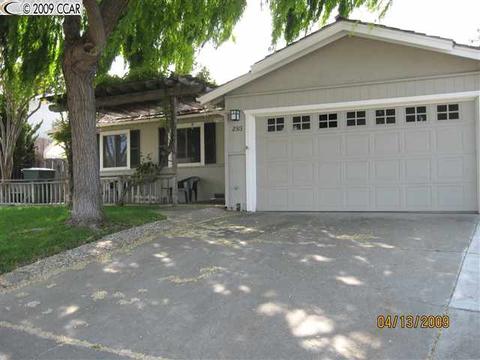 2313 Saint George Dr, Concord, CA 94520 photo 1