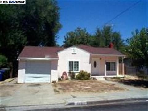 2271 Pepper Dr, Concord, CA 94520 photo 1