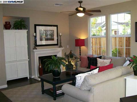 707 Falling Star Dr, Martinez, CA 94553 photo 1