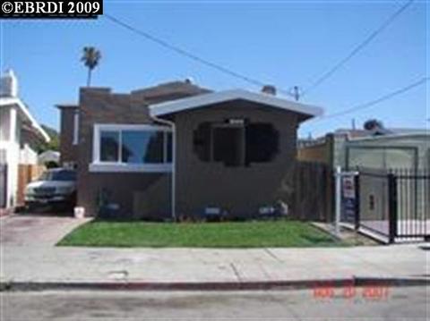 7828 Locust St, Oakland, CA 94621 photo 1