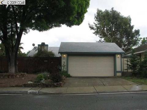 2202 Lynbrook Dr, Pittsburg, CA 94565 photo 1