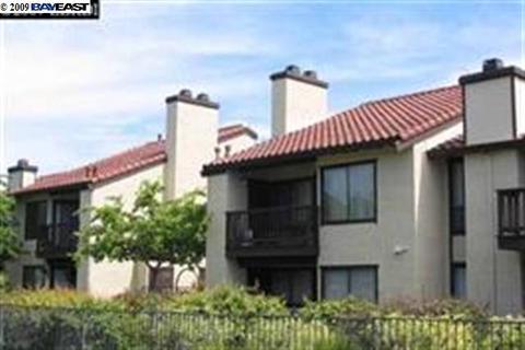 13929 Seagate Dr, San Leandro, CA 94577 photo 1