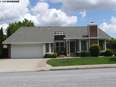 11695 Harlan Rd, Dublin, CA 94568 photo 1